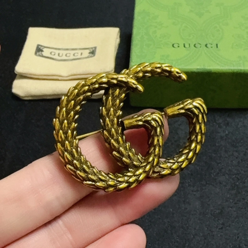 Gxccx Brooches Fashionable 303213
