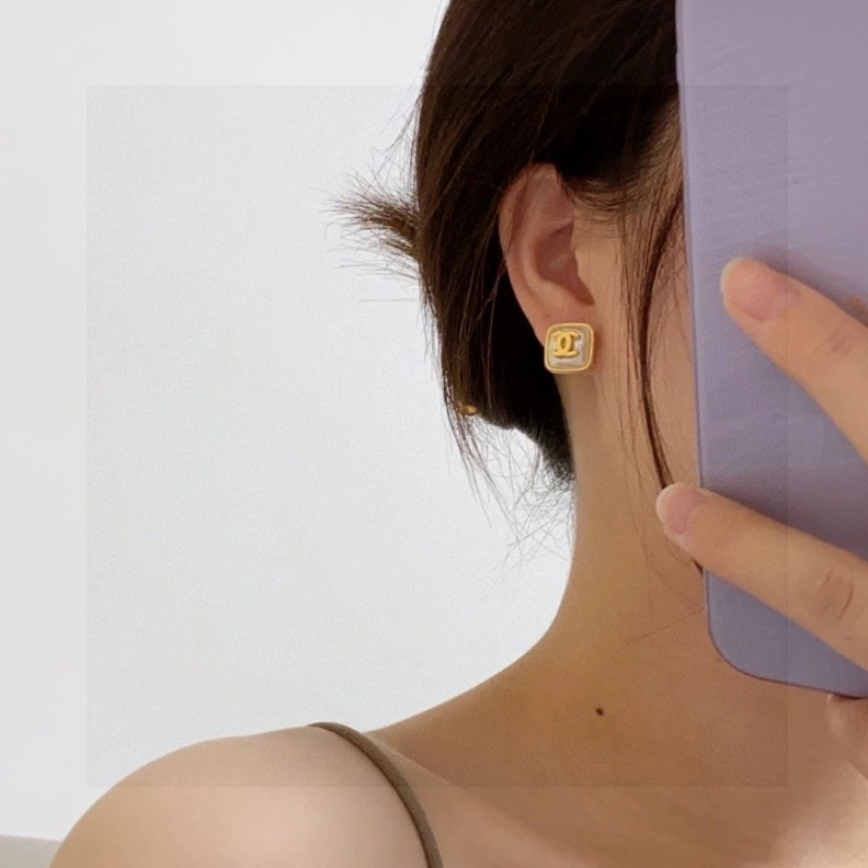 Sophisticated Chxnxl Earrings 287013