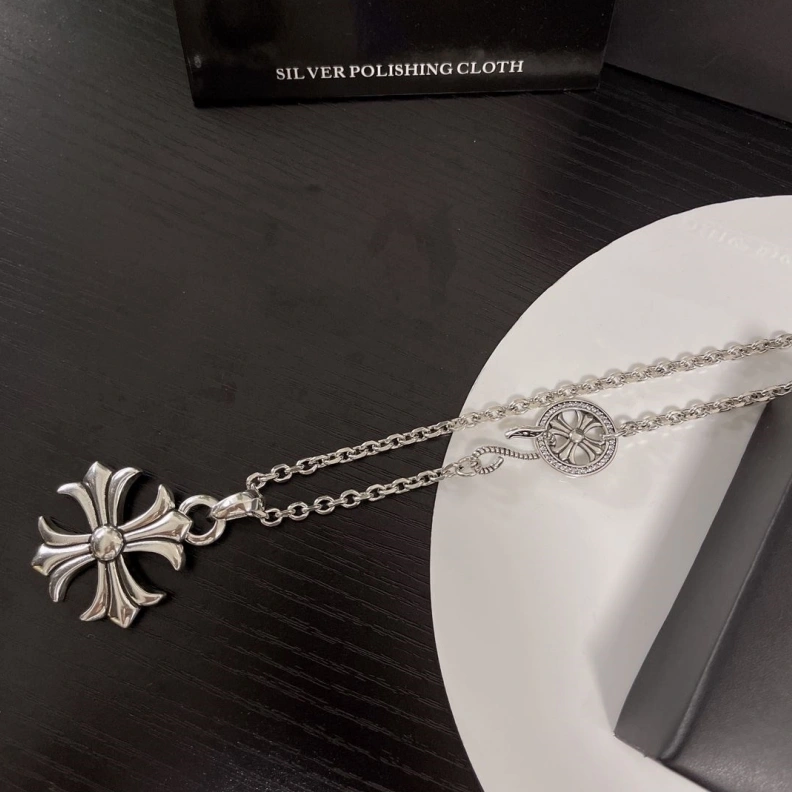 Chrxmx Hxxrts Necklaces AllSeason 297636