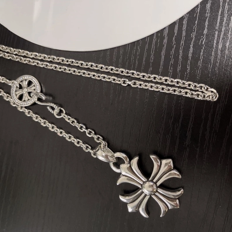 Chrxmx Hxxrts Necklaces AllSeason 297636