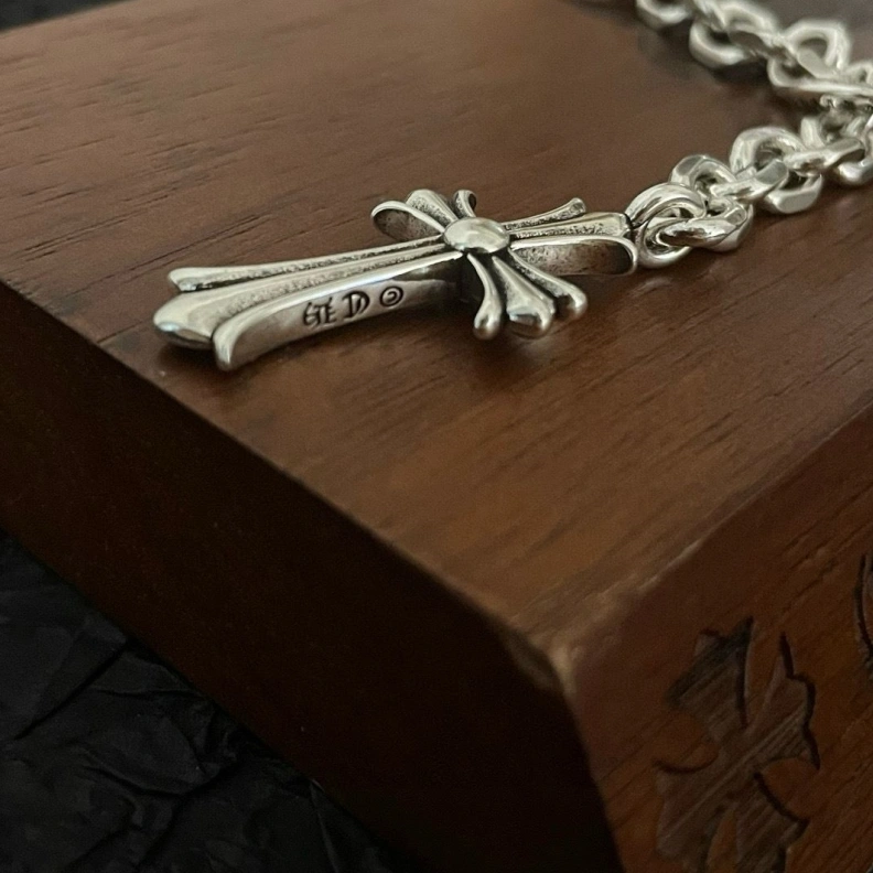 Practical Chrxmx Hxxrts Necklaces 297634