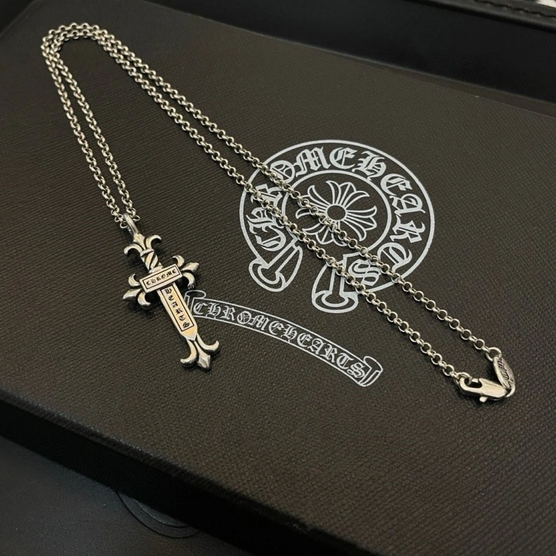 Chrxmx Hxxrts Necklaces Compact 297622