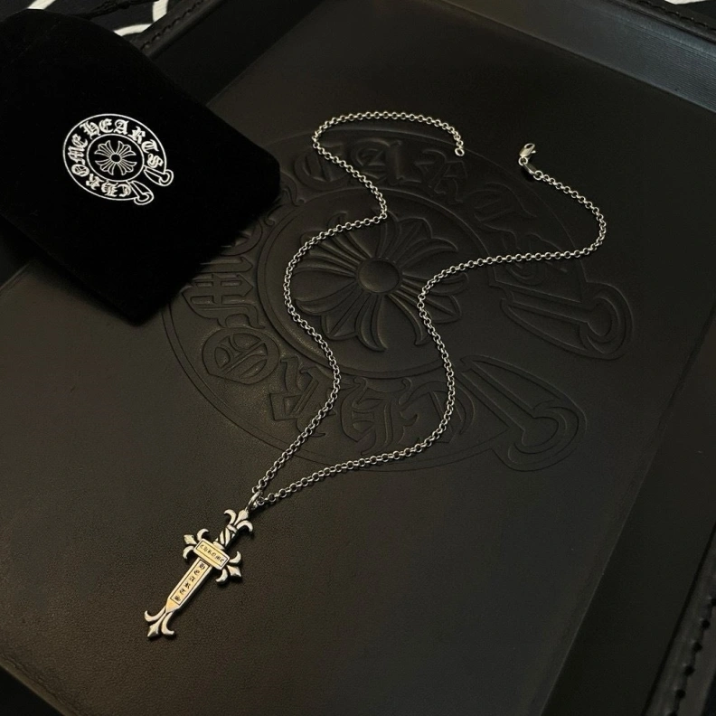 Chrxmx Hxxrts Necklaces Compact 297622