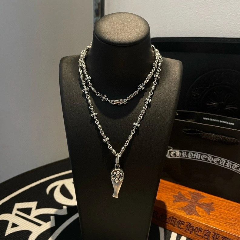 DailyWear Chrxmx Hxxrts Necklaces 297618
