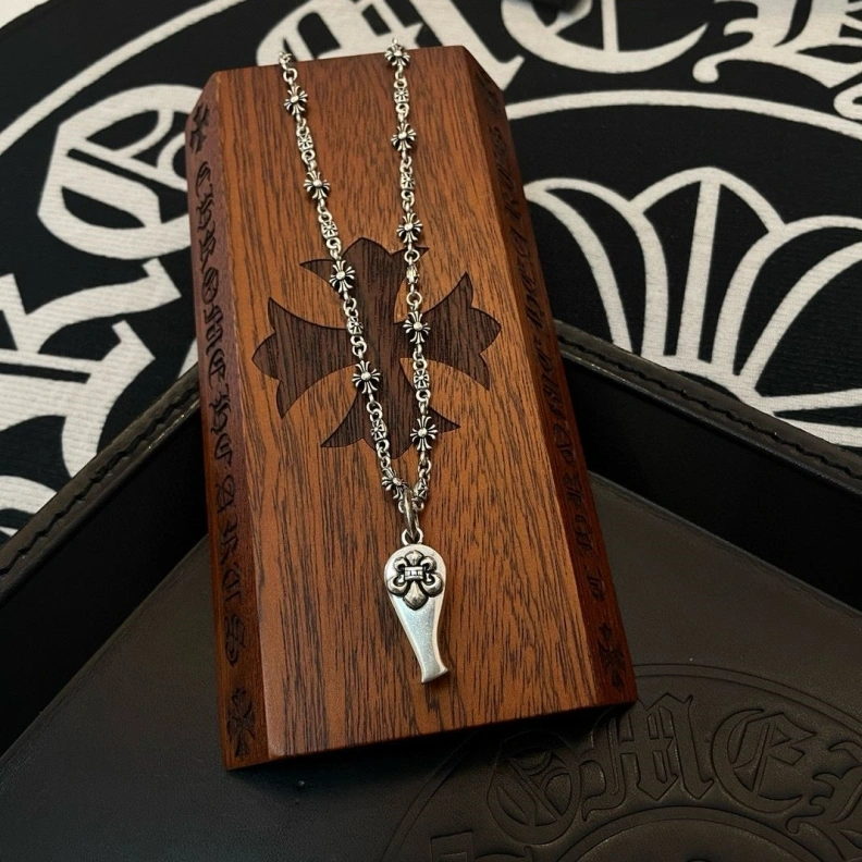 DailyWear Chrxmx Hxxrts Necklaces 297618