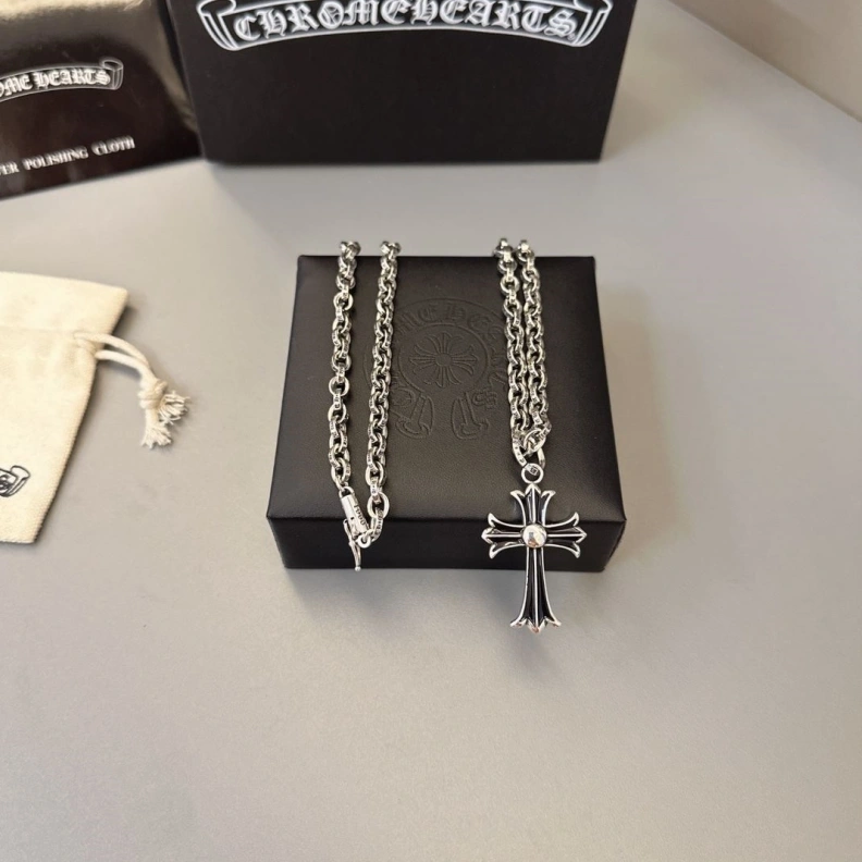Bright Chrxmx Hxxrts Necklaces 297601