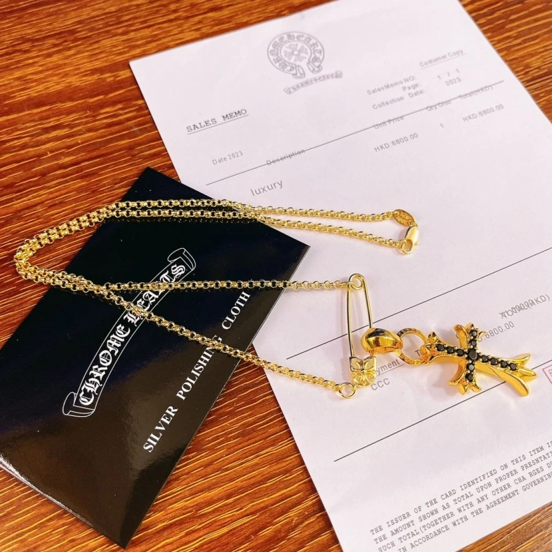 Comfortable Chrxmx Hxxrts Necklaces 297590
