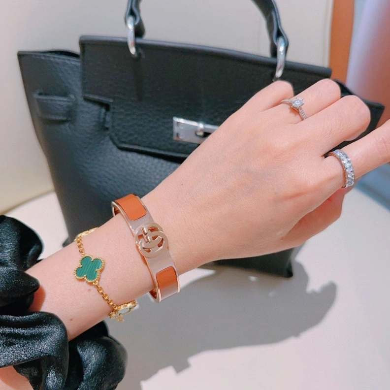 Classic Gxccx Bracelets 303224