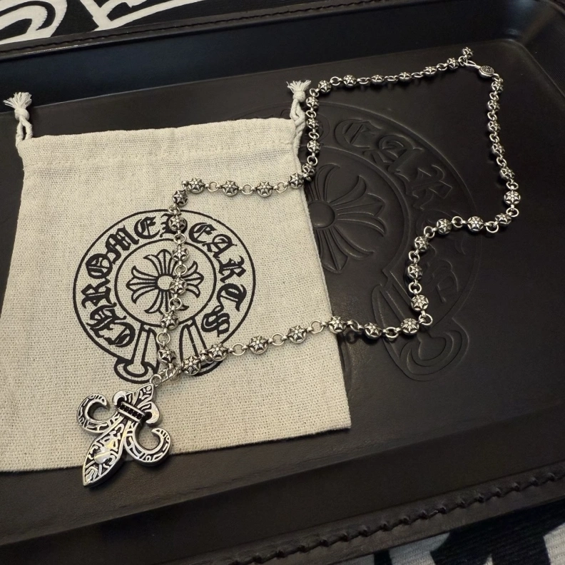 Chrxmx Hxxrts Necklaces Timeless 297585