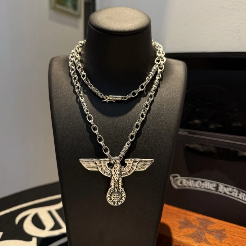 Bold Chrxmx Hxxrts Necklaces 297586