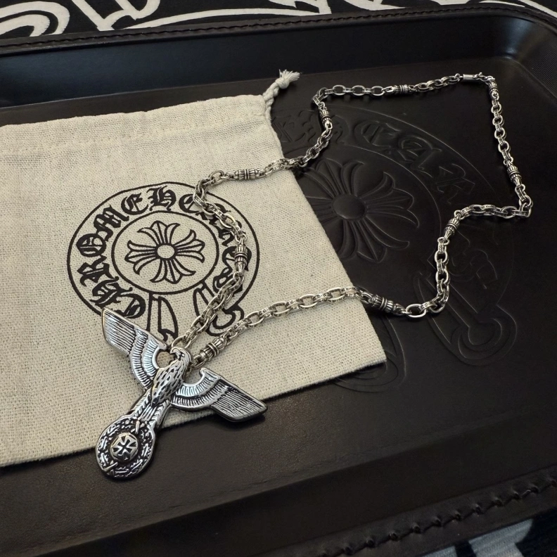 Bold Chrxmx Hxxrts Necklaces 297586