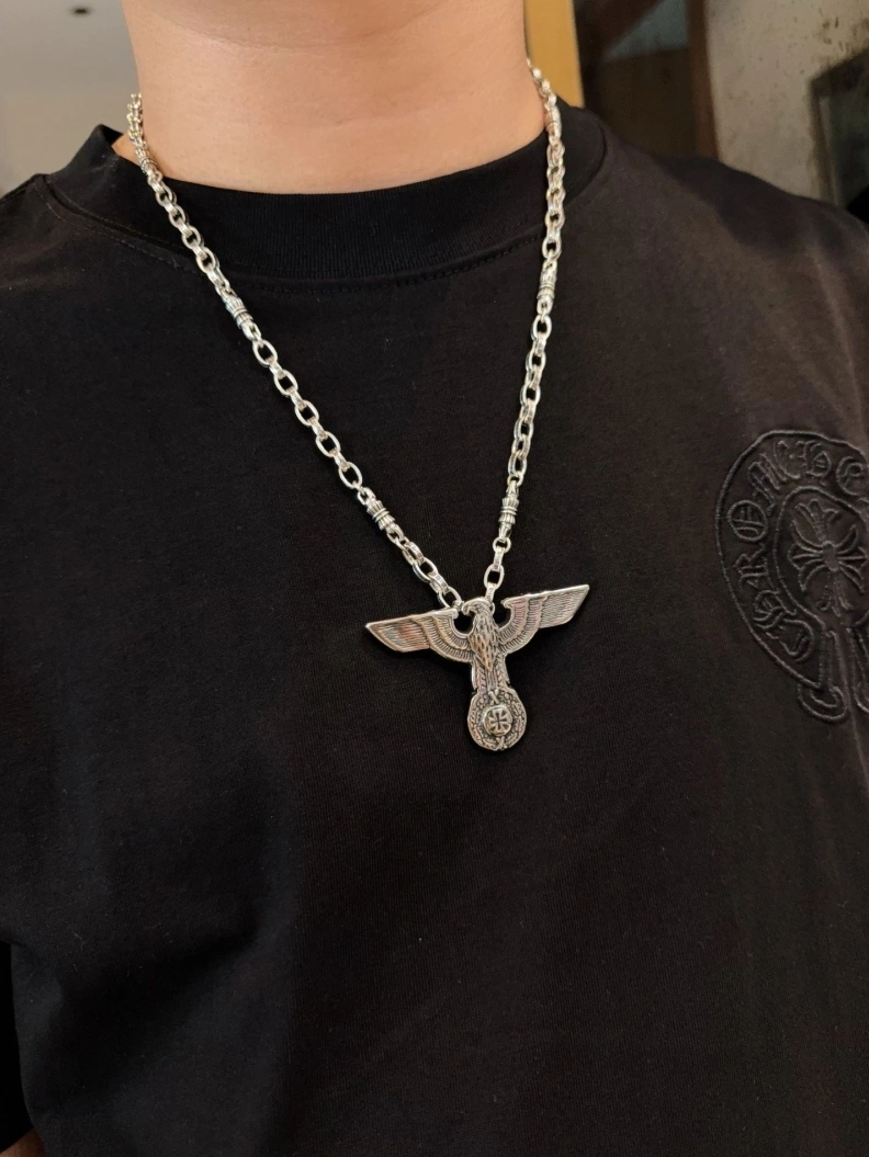 Bold Chrxmx Hxxrts Necklaces 297586