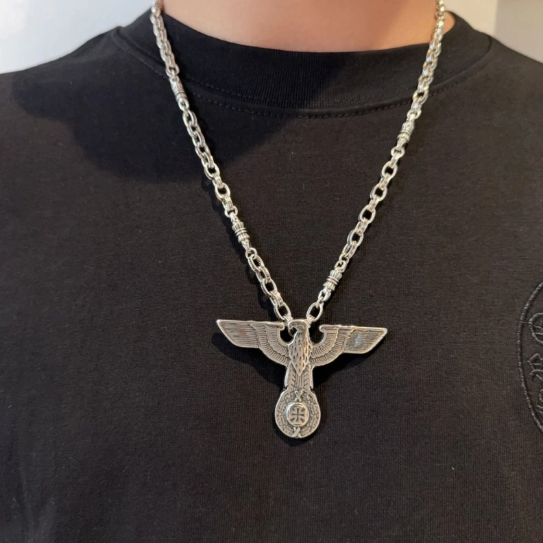 Bold Chrxmx Hxxrts Necklaces 297586