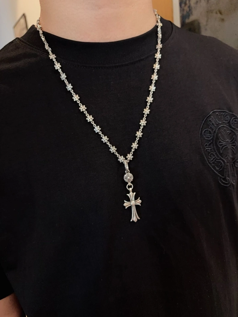 Chrxmx Hxxrts Necklaces Refined 297587