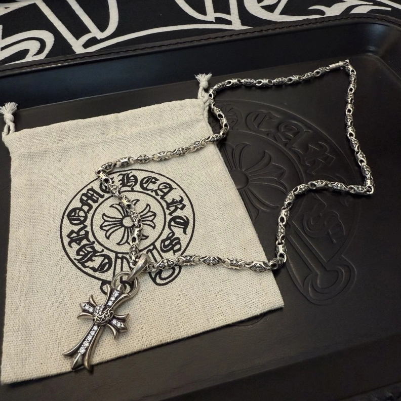 Chrxmx Hxxrts Necklaces Unique 297582