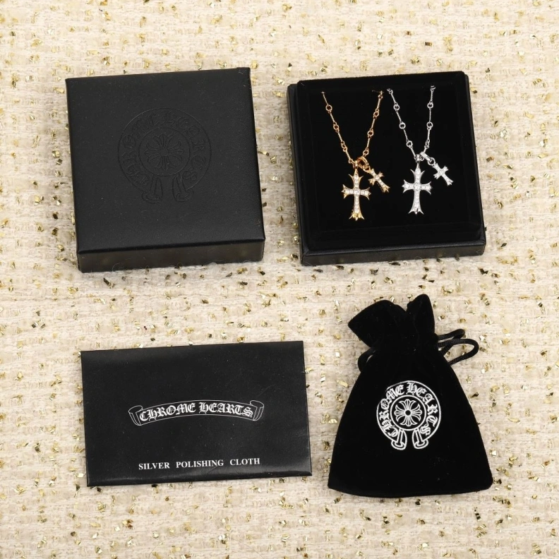 Versatile Chrxmx Hxxrts Necklaces 297579