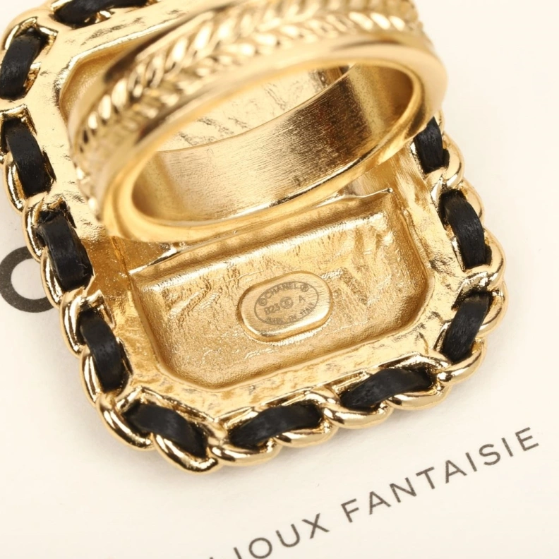 Timeless Chxnxl Rings 286532