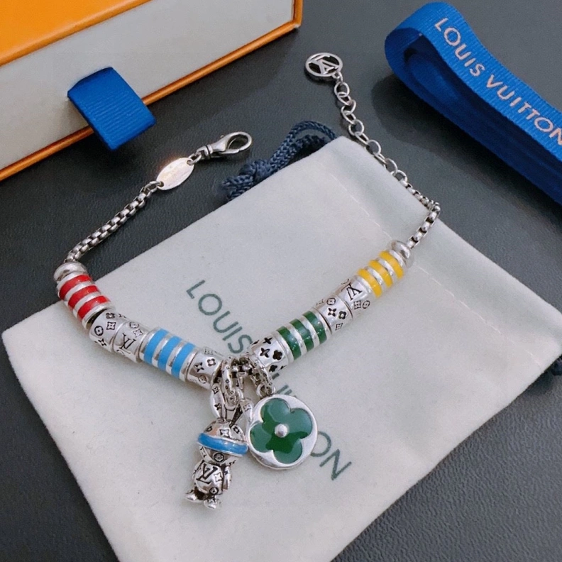 Versatile LX Necklaces 309227