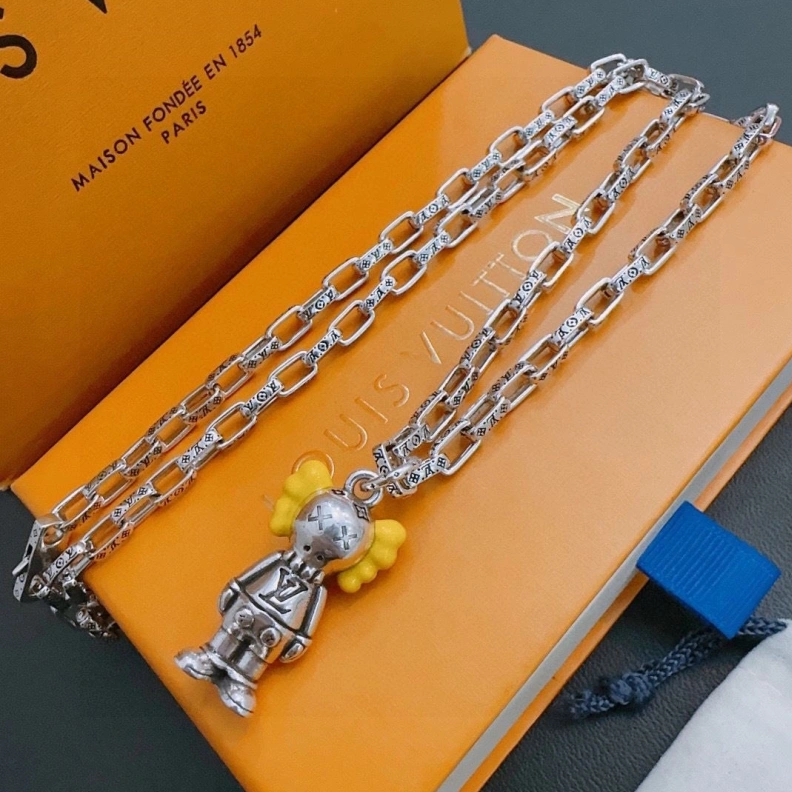Functional LX Necklaces 309199
