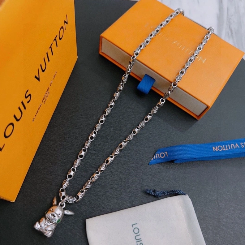 Functional LX Necklaces 309204