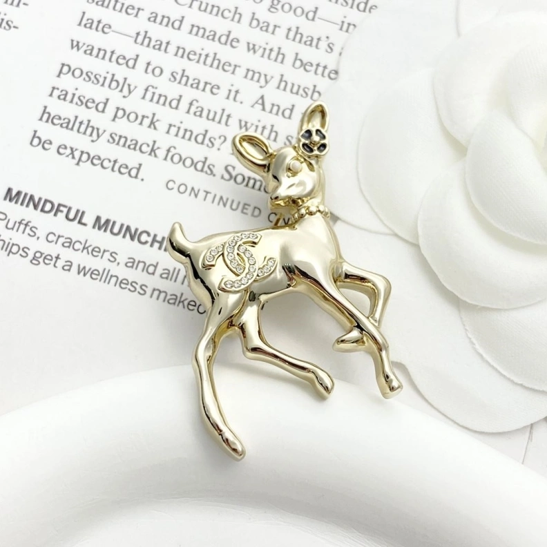 Unique Chxnxl Brooches 287726
