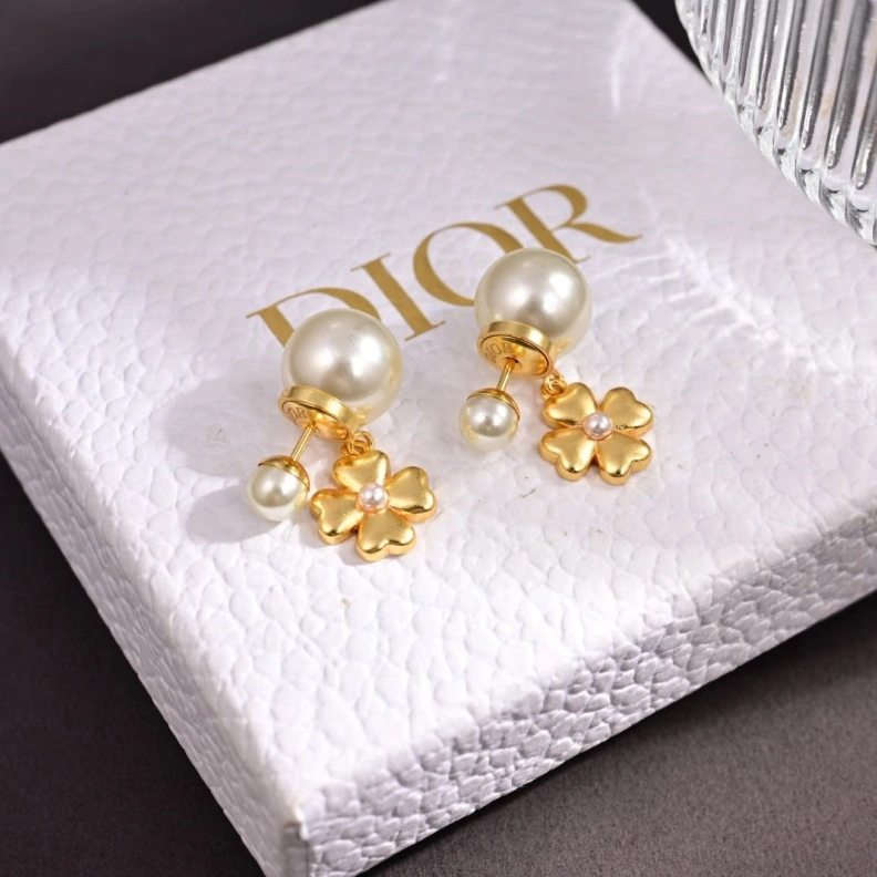 Christian Dxxr Earrings WellDesigned 294409