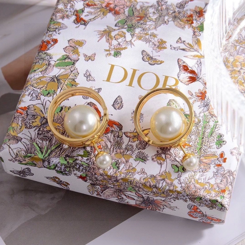 Christian Dxxr Earrings Flexible 294416