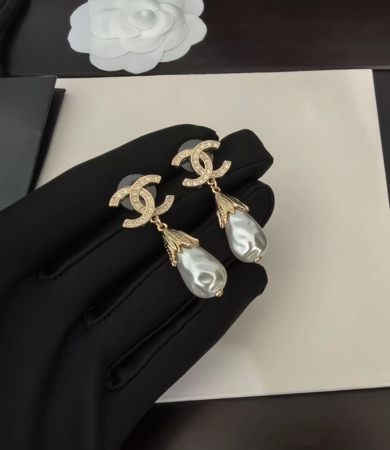 Versatile Chxnxl Earrings 286997