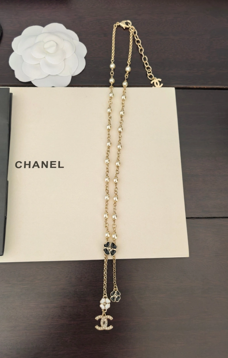 Comfortable Chxnxl Necklaces 286578