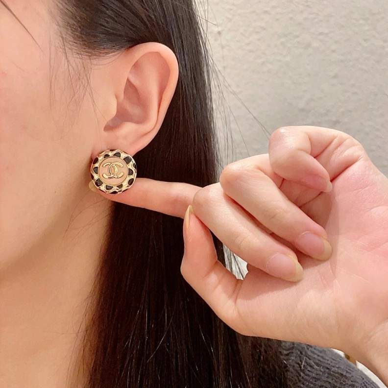 Comfortable Chxnxl Earrings 286988