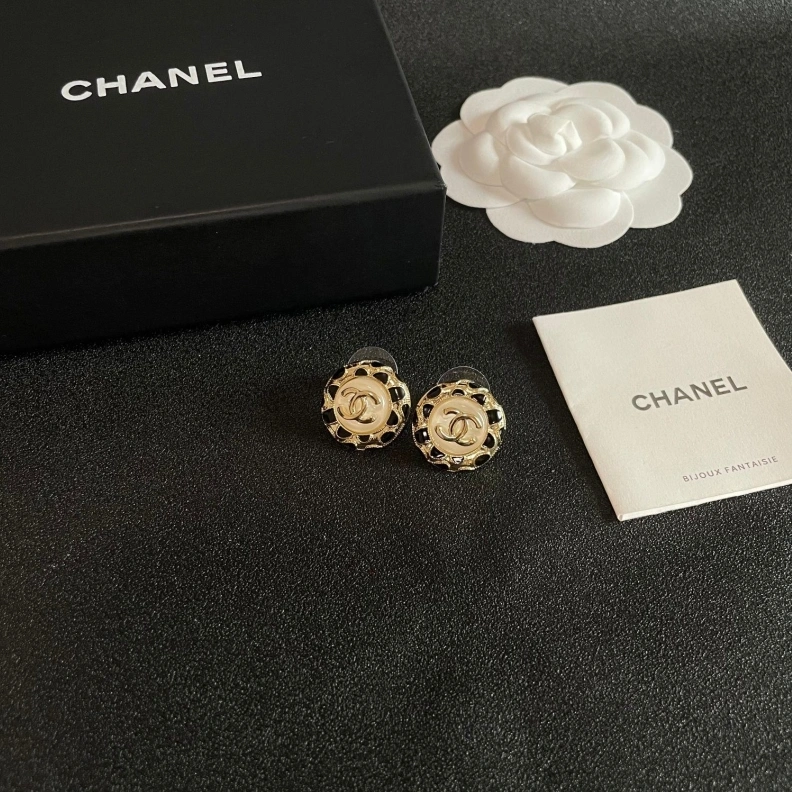 Comfortable Chxnxl Earrings 286988