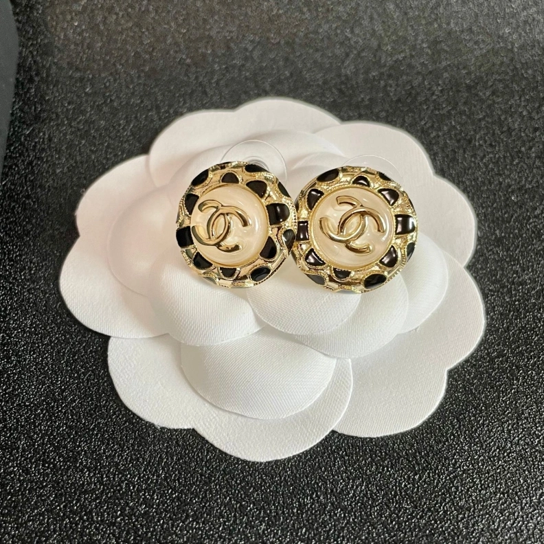 Comfortable Chxnxl Earrings 286988