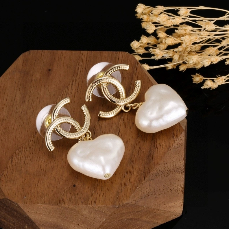 Trendy Chxnxl Earrings 286982