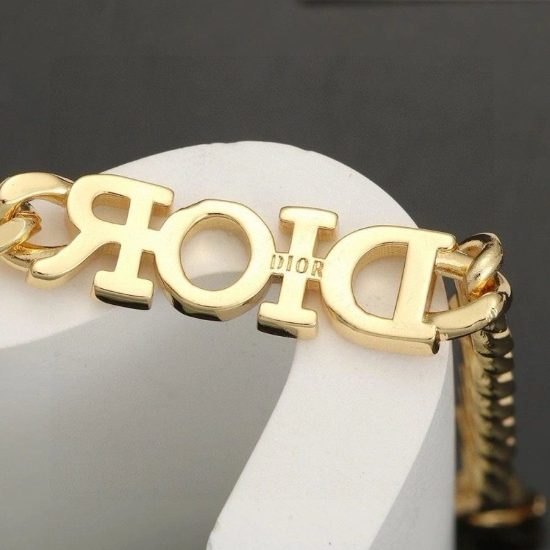 Stylish Christian Dxxr Necklaces 294332