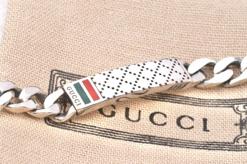 Comfortable Gxccx Bracelets 303211