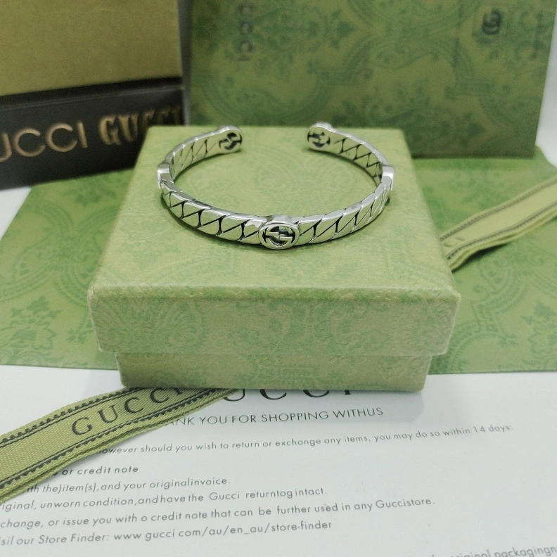Vibrant Gxccx Bracelets 303223