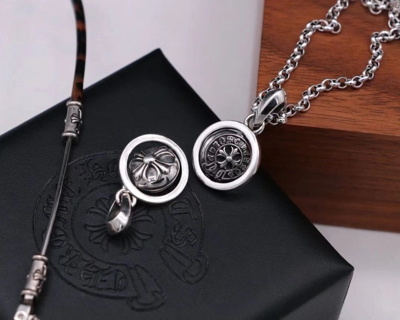 Soft Chrxmx Hxxrts Necklaces 297577