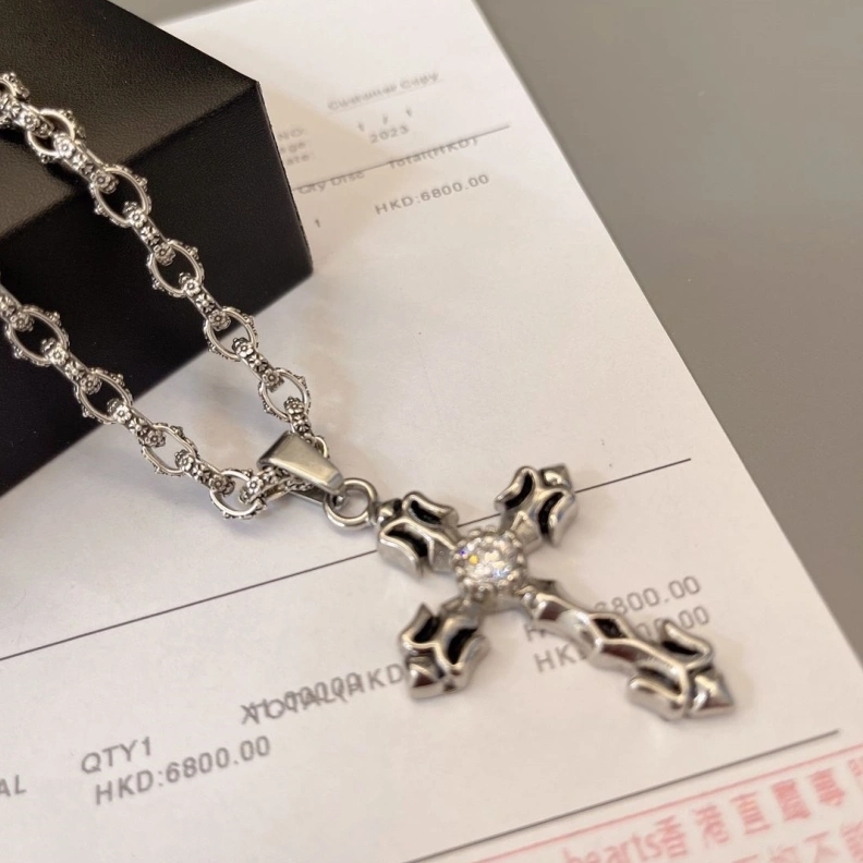 Comfortable Chrxmx Hxxrts Necklaces 297559