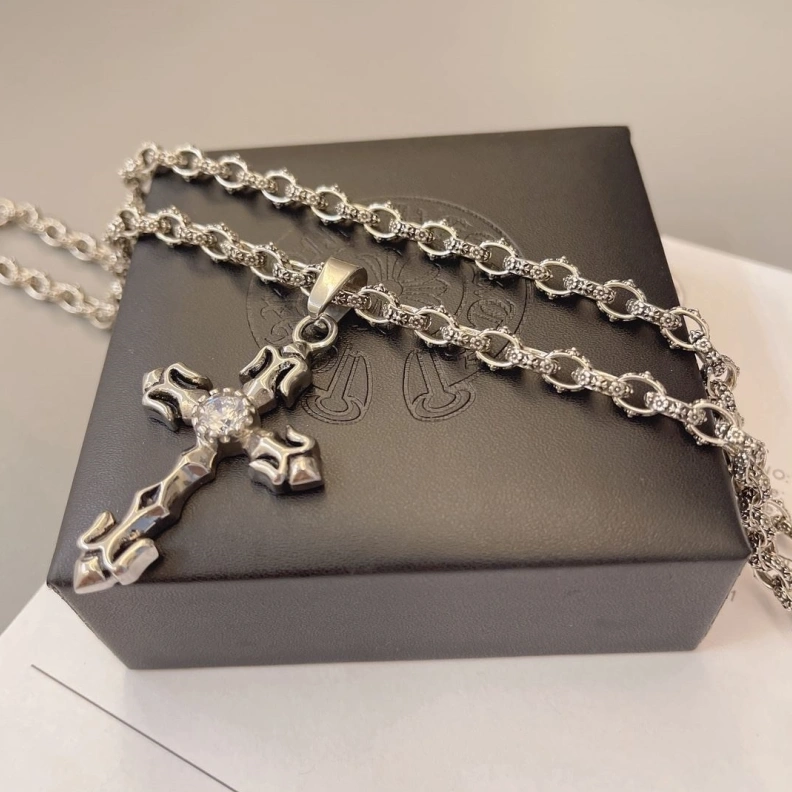 Comfortable Chrxmx Hxxrts Necklaces 297559