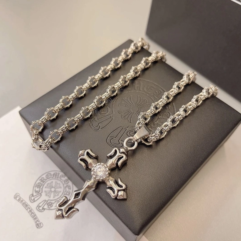 Comfortable Chrxmx Hxxrts Necklaces 297559