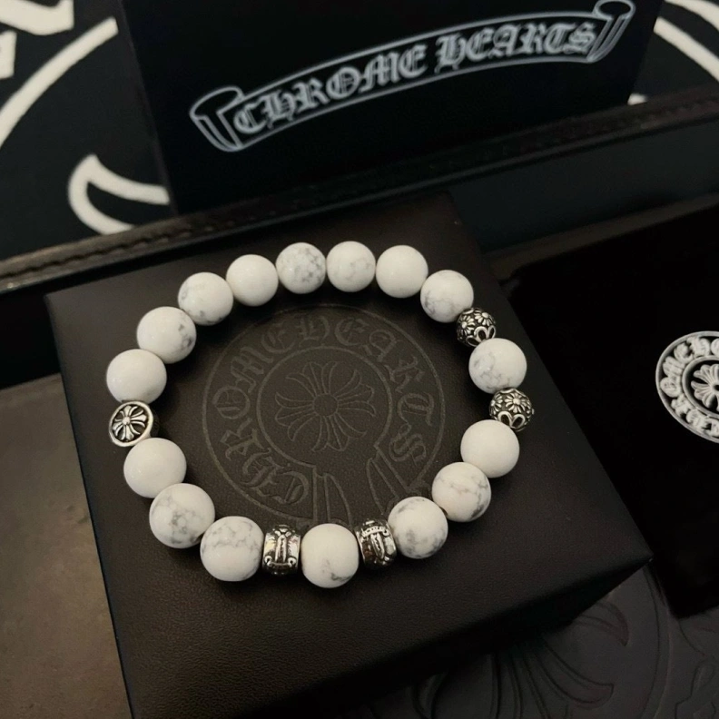 Resilient Chrxmx Hxxrts Bracelets 298053
