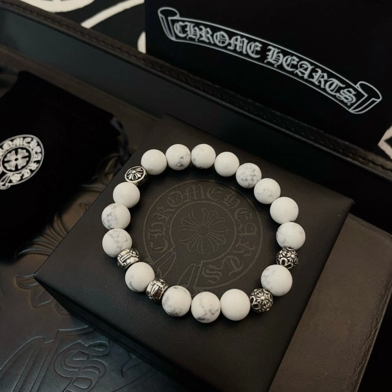 Resilient Chrxmx Hxxrts Bracelets 298053
