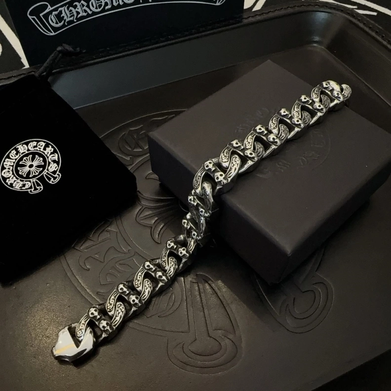 Fashionable Chrxmx Hxxrts Bracelets 298044