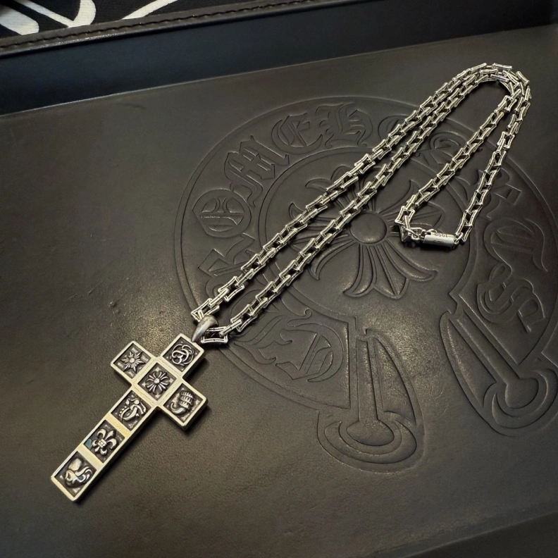 Chrxmx Hxxrts Necklaces Bold 297557