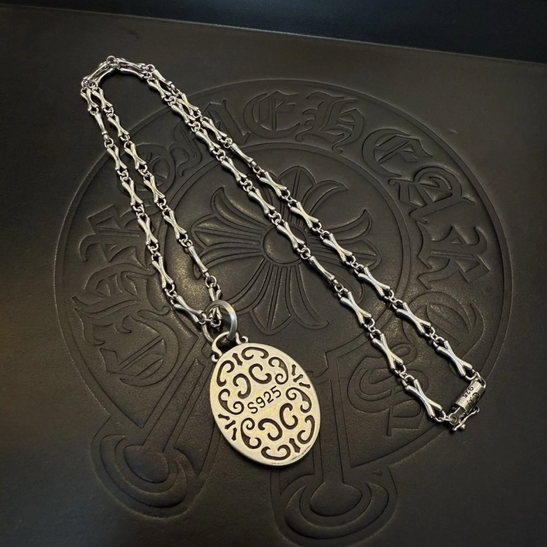 Chrxmx Hxxrts Necklaces Cozy 297567