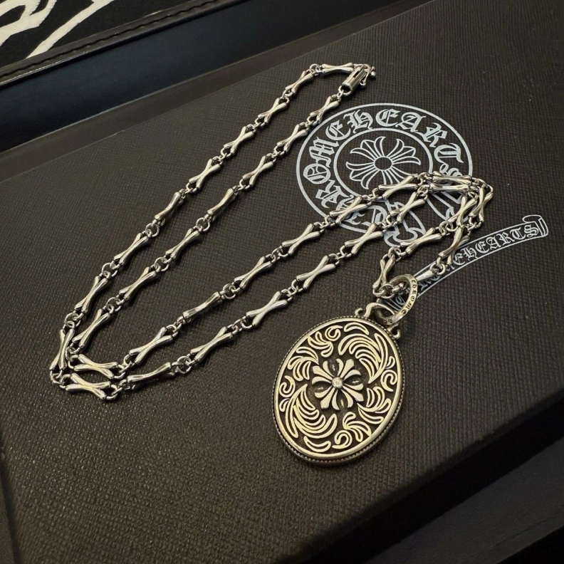Chrxmx Hxxrts Necklaces Cozy 297567