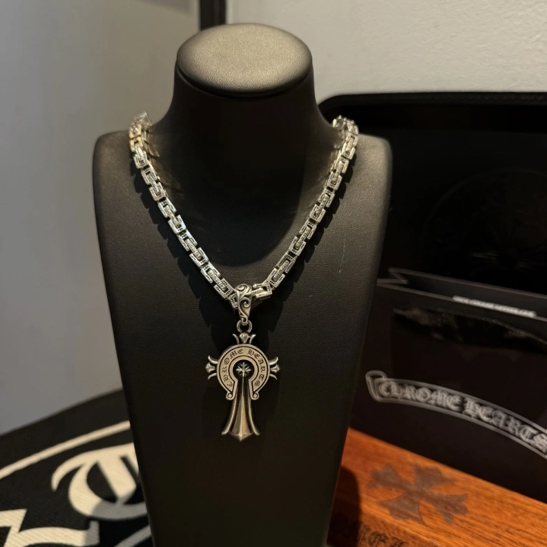 Chrxmx Hxxrts Necklaces Durable 297550