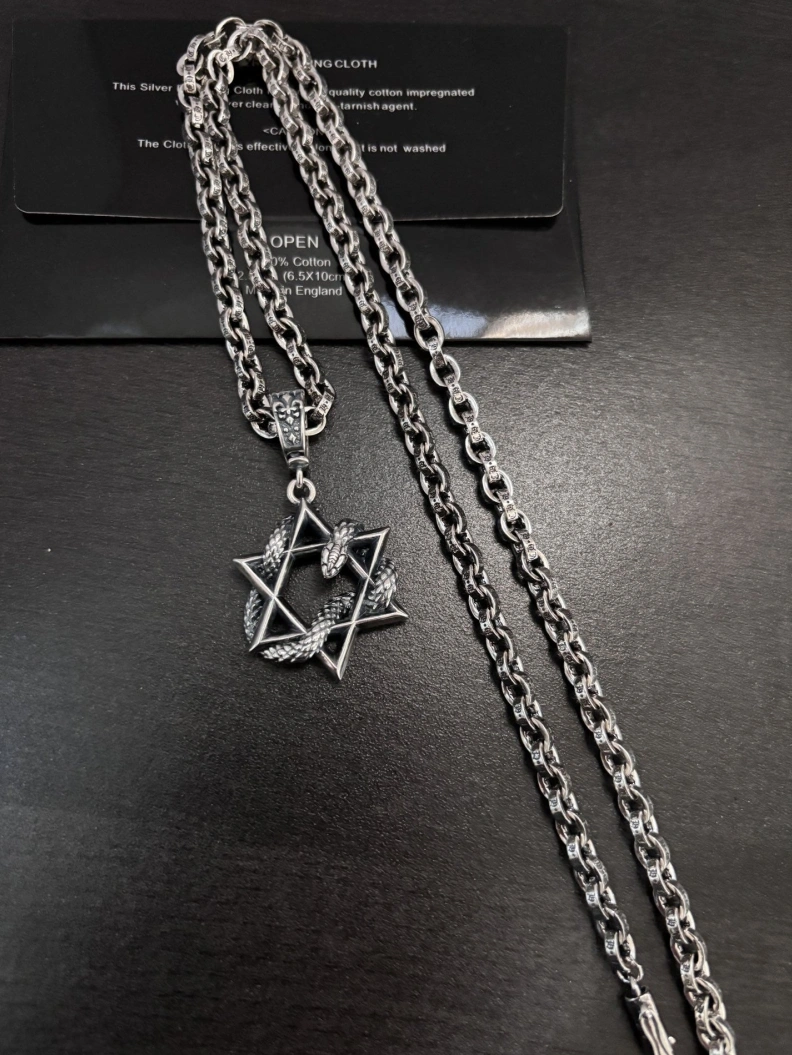Chrxmx Hxxrts Necklaces Breathable 297553