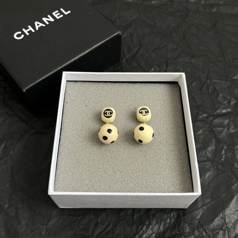 Flexible Chxnxl Earrings 286959