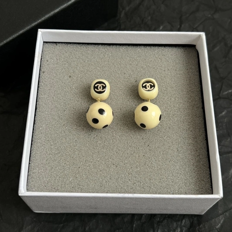 Flexible Chxnxl Earrings 286959